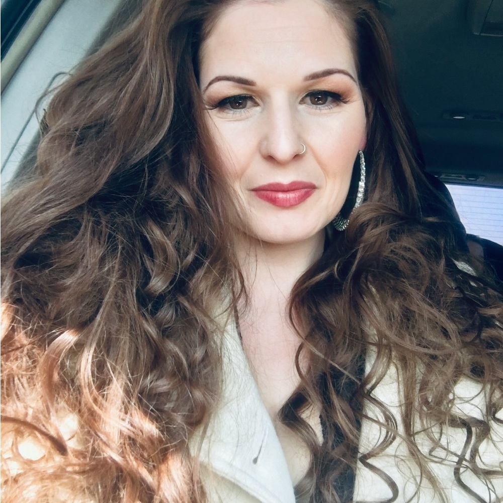 Meet your Posher, Jenny